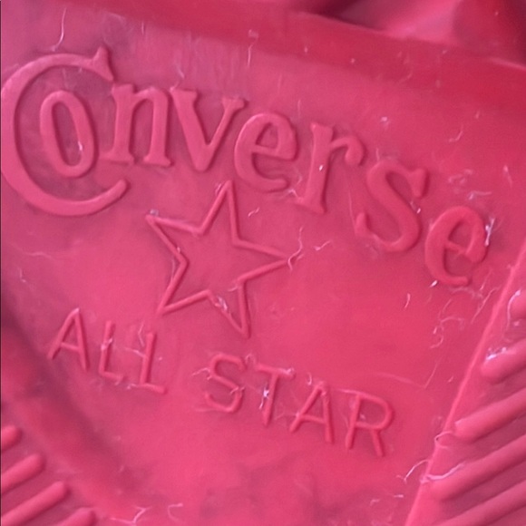 Converse High-Top Sneakers in Vibrant Red - Picture 10 of 13